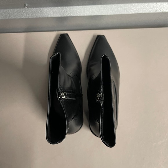 Dolce Vita Women's Black Zippered Pointed Toe Josiah Bootie Block Heel Boots 11 - Picture 7 of 9